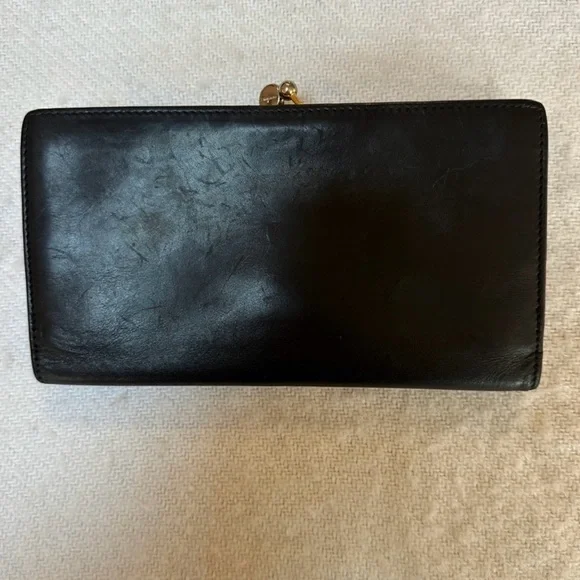 Salvatore Ferragamo Gancini Leather Wallet - Picture 2 of 7